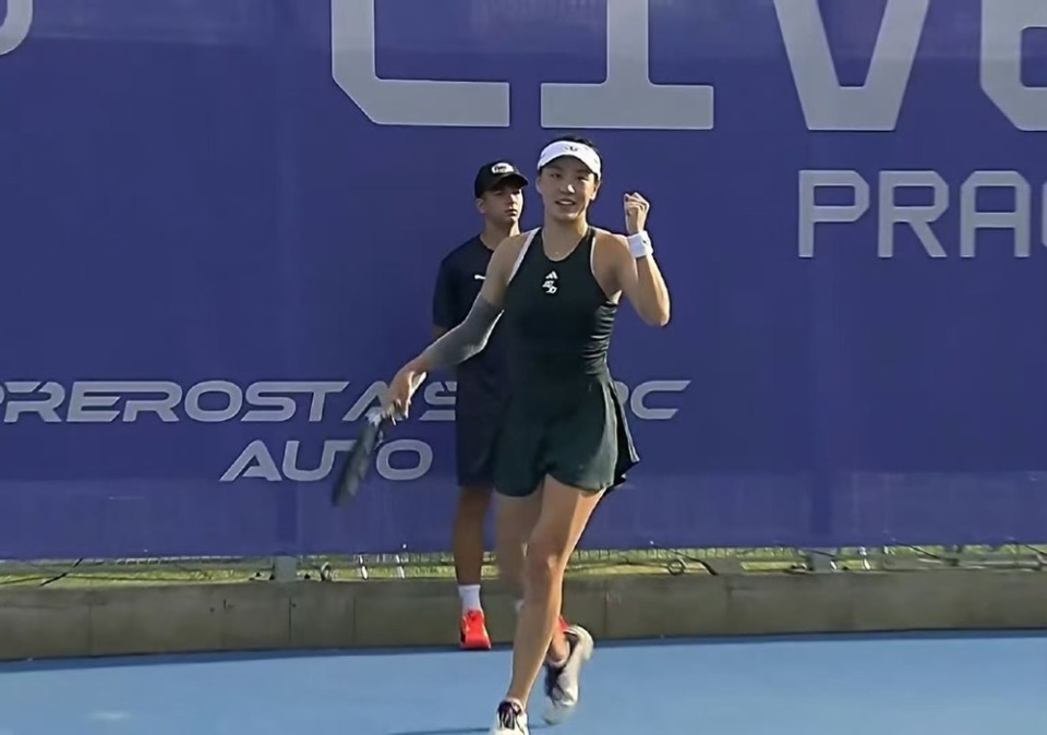 但他的表现 但他的表现